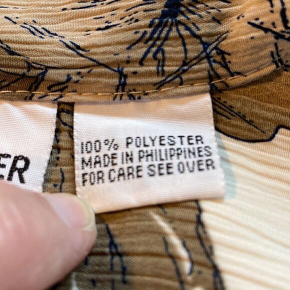 Alfred Dunner Women’s Button Up Blouse Floral Hawaiian Print Size 12P - Picture 7 of 7